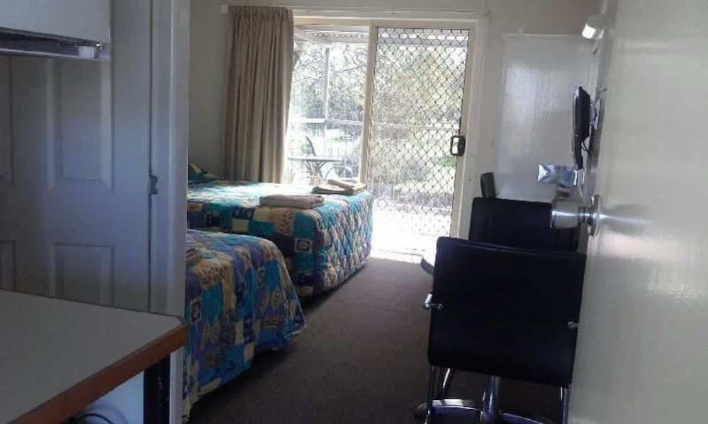 Donald Riverside Motel Dış mekan fotoğraf